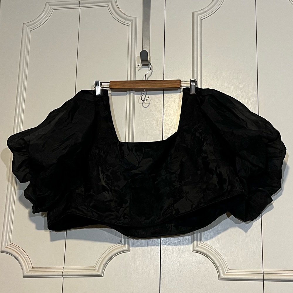 Future Collective Black Floral Ultra Crop Square Neck Blouse NWOT